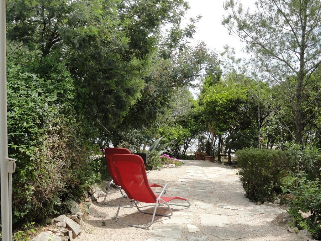 Apartments Grbin (Adults Only) Lumbarda Quarto foto
